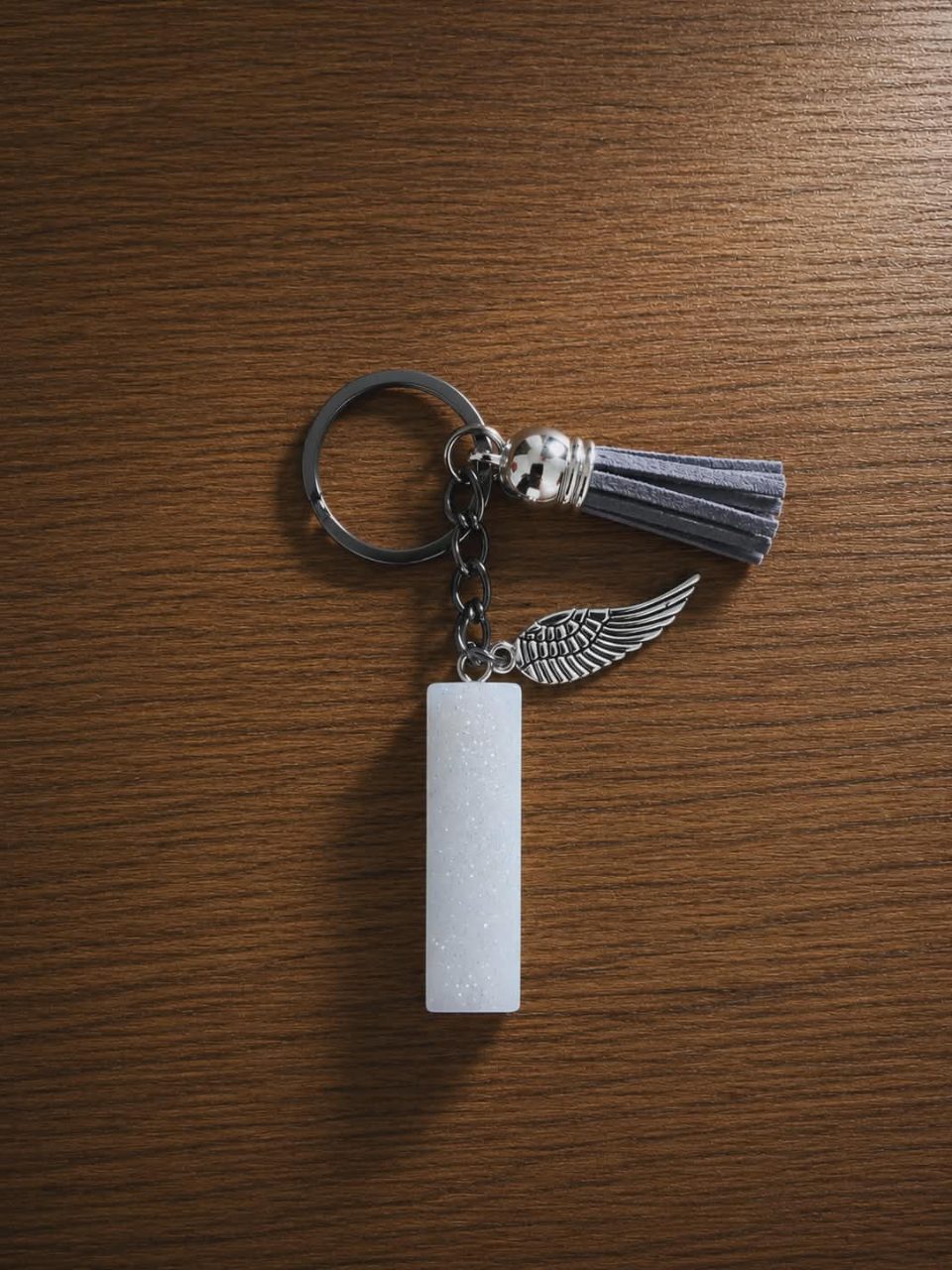 Porte clé (i)